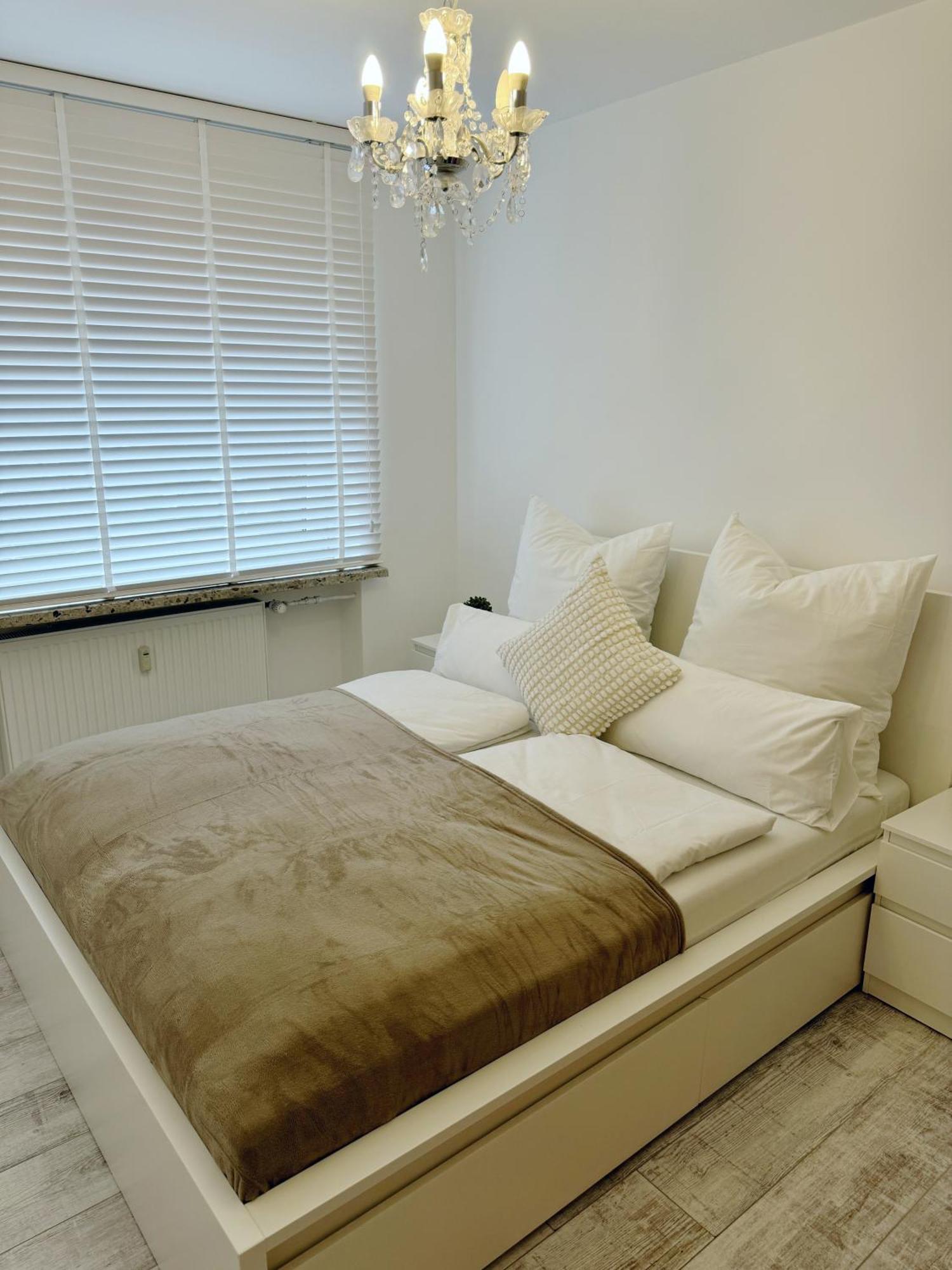 90M2 I Central I Netflix I Wifi I Free Parking I Lia Apartments Hannover Exterior photo