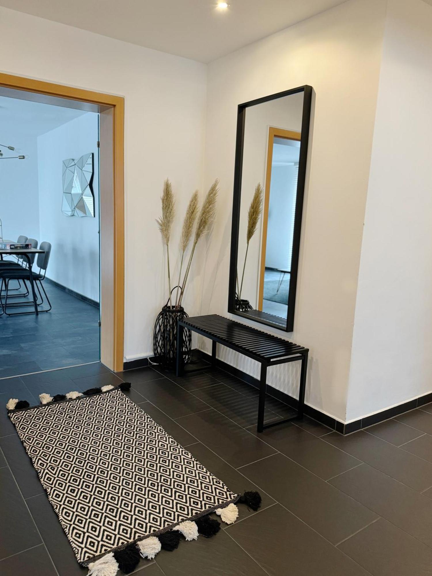 90M2 I Central I Netflix I Wifi I Free Parking I Lia Apartments Hannover Exterior photo