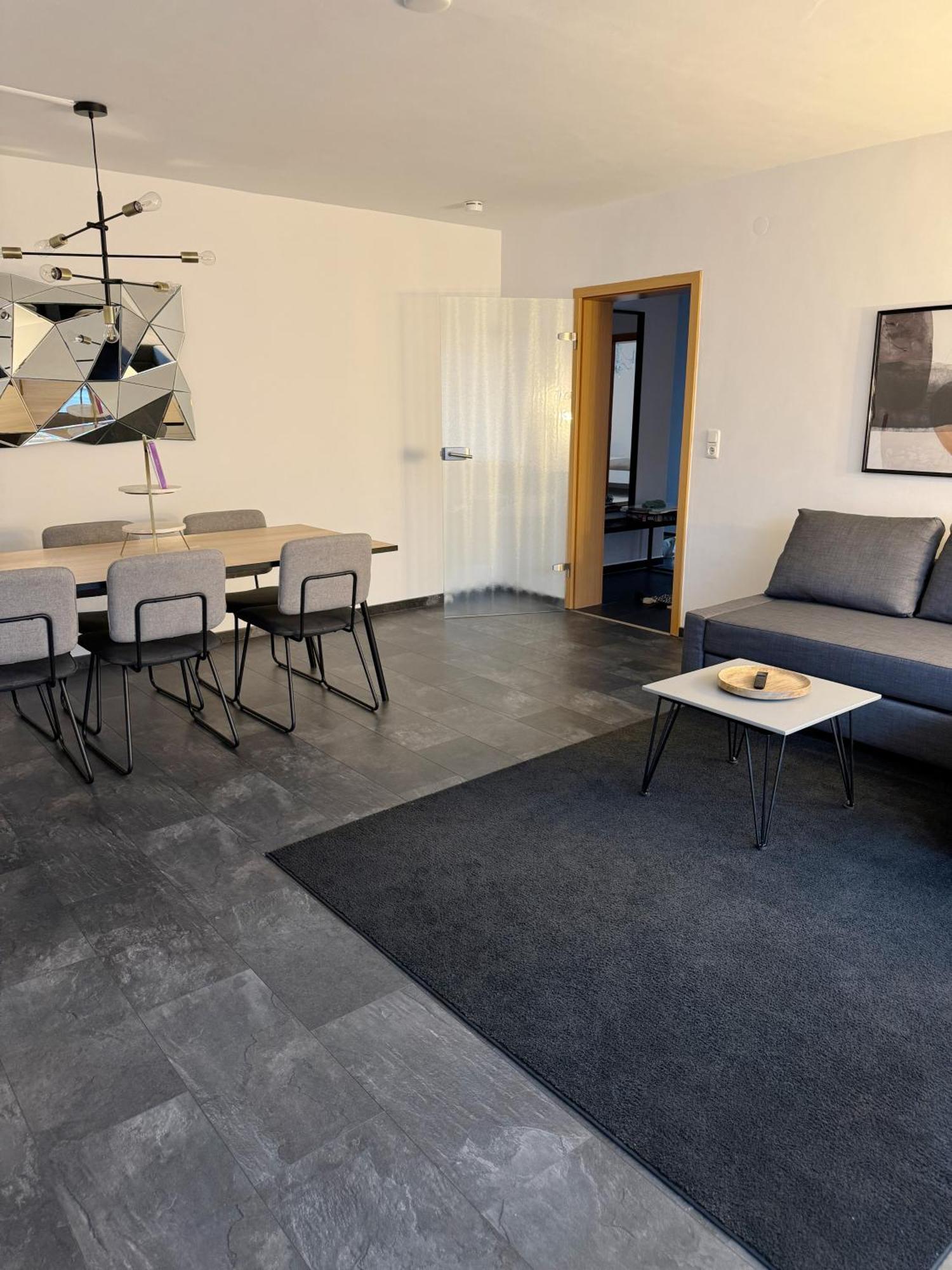 90M2 I Central I Netflix I Wifi I Free Parking I Lia Apartments Hannover Exterior photo